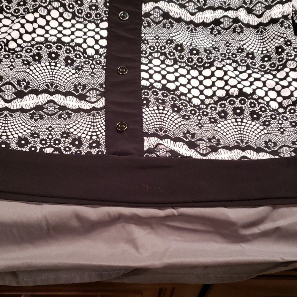 Blouse - Picture 6 of 7
